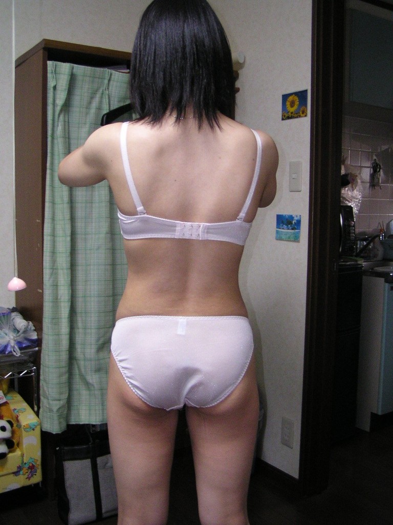 パンピログ　盗撮家庭内 